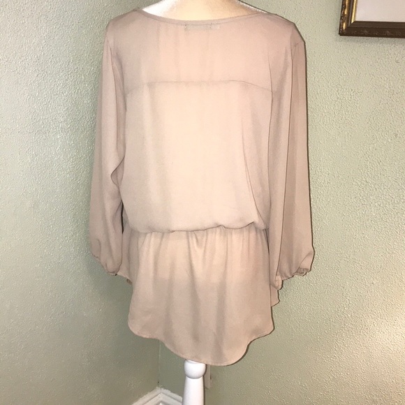 Maurice’s Tan Chiffon Blouse Size Large - Picture 4 of 6